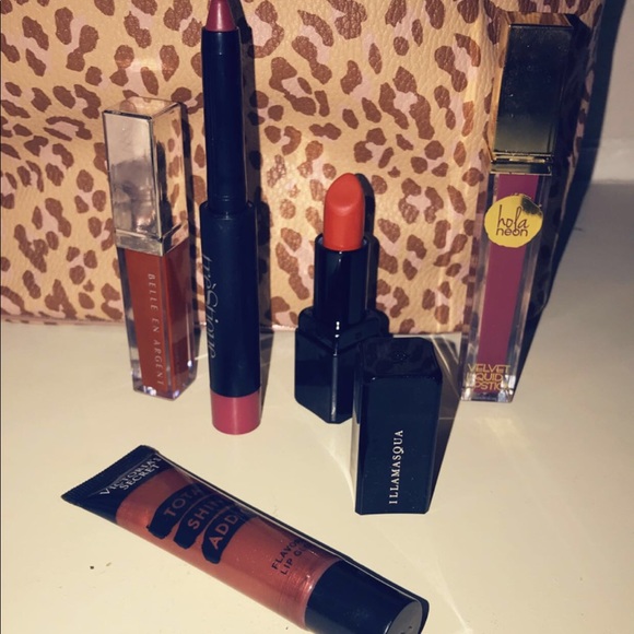 Lipstick Bundle in Berry Shades - Picture 2 of 6